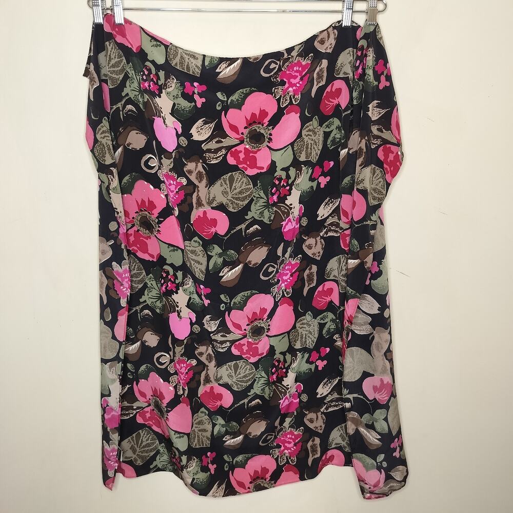 Saville Row 100% Silk Floral Scarf 39" X 40 "